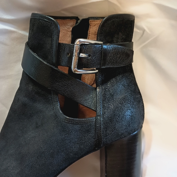 Donald J Pliner Kara Black Suede Womens Ankle Boots. Size 8M - Picture 7 of 15